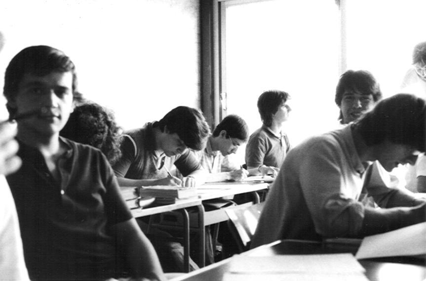 Panoramica fondo aula (Alba, Riva, Fior, Delgi, Moreno, Roby, Ciccio, Fabiola)